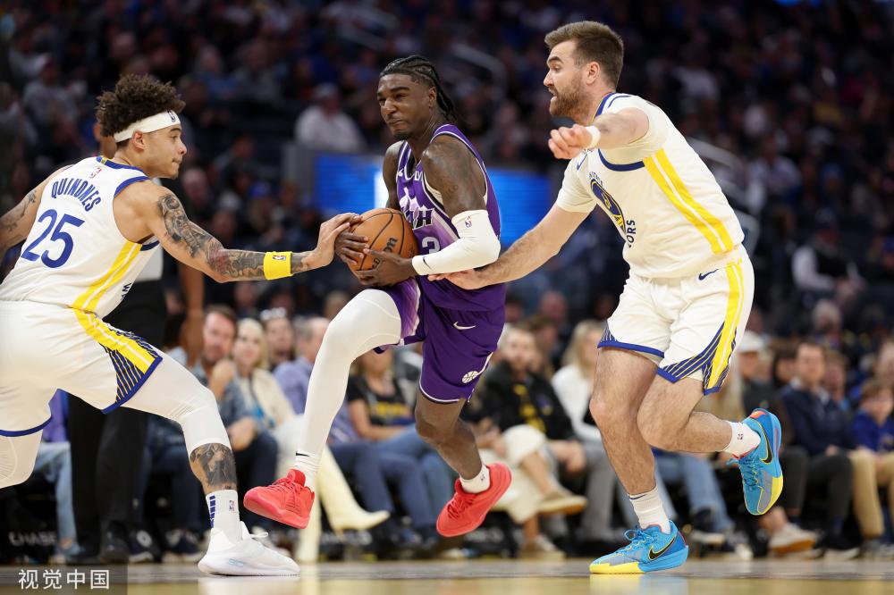 闪耀而引人 闪耀而引人